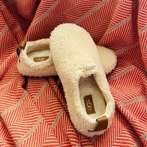 UGG Cream Fleece Slippers